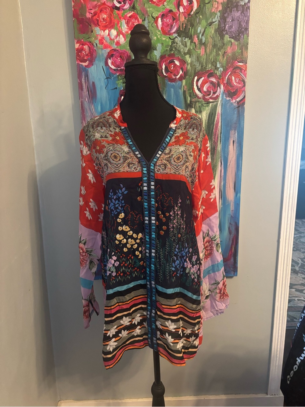 Johnny Was embroidered floral v-neck long sleeve shirt size M boho
